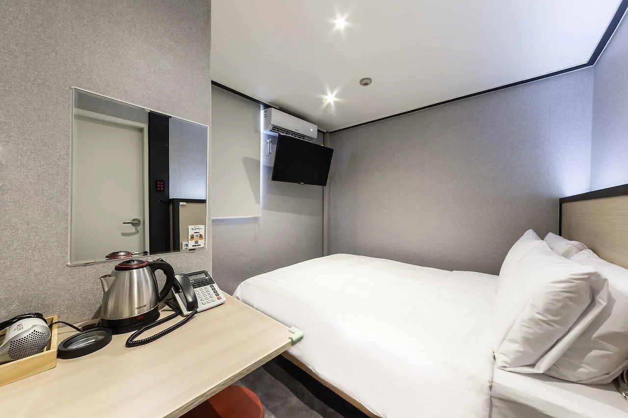 Shire Inn Seoul 2*,
